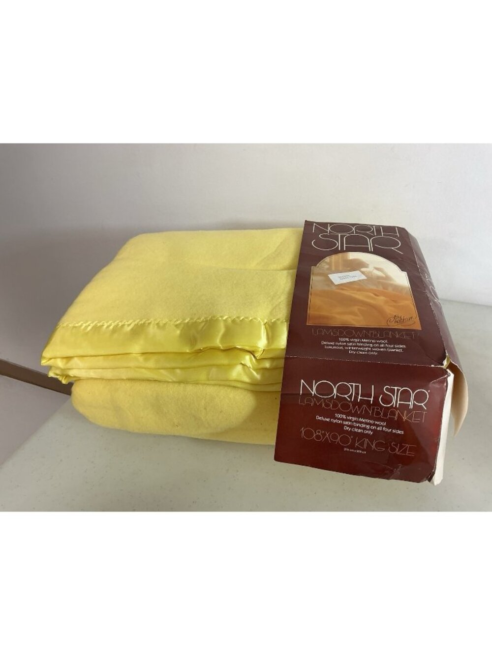 Vintage Chatham North Star Yellow Blanket 108 X 90 King Size New